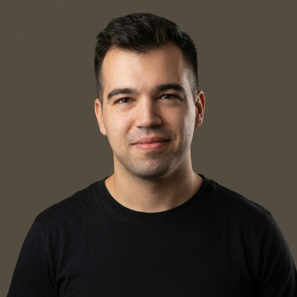 Александр Волков